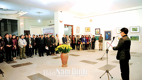 Khai mạc triển lãm Hội họa Trần Trung Kỳ tại Bảo tàng Nam Định. Ảnh: Cơ sở cung cấp