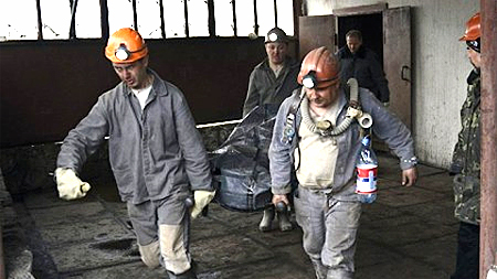 Trong quá khứ, khu vực Donetsk từng xảy ra nhiều vụ tai nạn hầm mỏ làm nhiều người thiệt mạng. Ảnh: Itar-Tass.