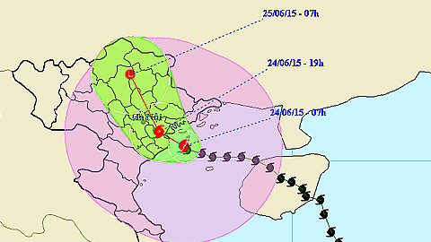 Vị trí và đường đi của cơn bão. Ảnh: TTKTTVTW