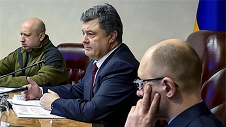 Phiên họp khẩn sáng 13-7 của Hội đồng An ninh quốc gia Ukraine.