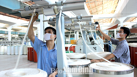 Sản xuất tại Nhà máy Sợi, Tổng Cty CP Dệt may Nam Định.