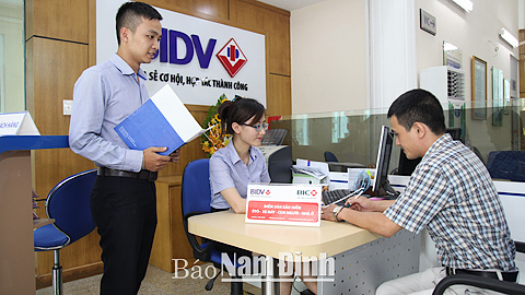 Năm 2015, Ngân hàng Đầu tư và Phát triển Việt Nam Chi nhánh tỉnh được UBND tỉnh tặng Bằng khen về thành tích xuất sắc trong học tập và làm theo tấm gương đạo đức Hồ Chí Minh giai đoạn 2011-2015.
