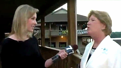 Hai nhà báo bị bắn khi đang làm truyền hình trực tiếp. Ảnh: AP