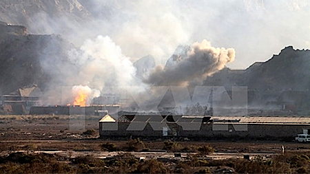 Saudi Arabia tiến hành không kích phiến quân Hồi giáo Houthi hiện kiểm soát thủ đô Sanaa của Yemen. Ảnh: AFP/TTXVN