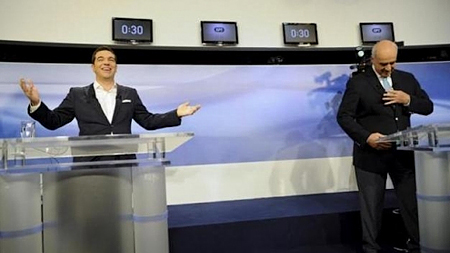 Ông Alexis Tsipras (trái) và ông Vangelis Meimarakis trong cuộc tranh luận trên kênh truyền hình quốc gia, ngày 14-9. (Ảnh: Reuters).