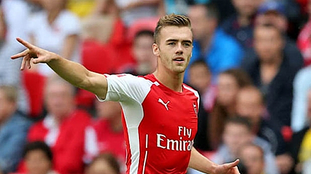 Calum Chambers trong màu áo CLB Arsenal. (ảnh minh hoạ)