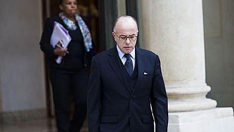 Bộ trưởng Nội vụ Pháp, Bernard Cazeneuve. (ảnh: Liberation).