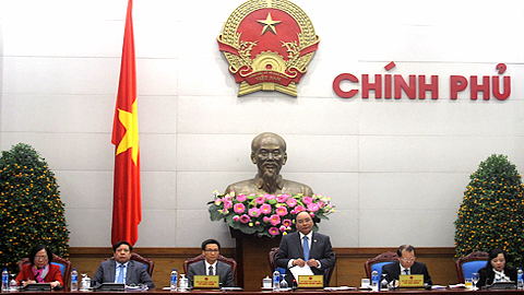  Phó Thủ tướng Nguyễn Xuân Phúc phát biểu tại phiên họp