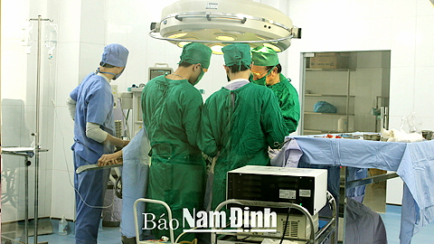 Một ca mổ tại Bệnh viện Đa khoa Sài Gòn - Nam Định.