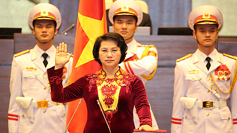 Chủ tịch Quốc hội Nguyễn Thị Kim Ngân tuyên thệ nhậm chức.