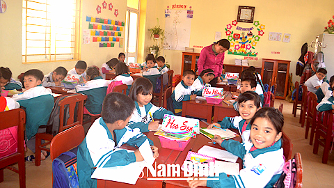 Trường Tiểu học Xuân Kiên dạy học theo mô hình VNEN, tạo thuận lợi cho học sinh phát triển toàn diện. 