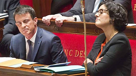 Thủ tướng Manuel Valls và Bộ trưởng Lao động Myriam El Khomri . (Ảnh: Franceinfo)