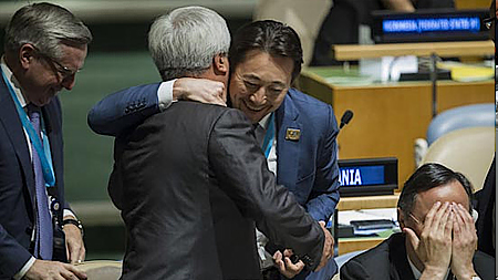 Các nước chúc mừng Kazakhstan được chọn làm thành viên không thường trực mới của LHQ