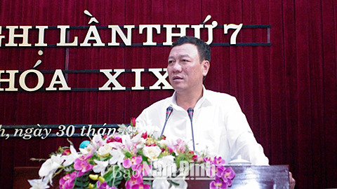 Đồng chí Đoàn Hồng Phong, Ủy viên BCH Trung ương Đảng, Bí thư Tỉnh uỷ phát biểu kết luận hội nghị.