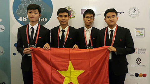 Đoàn học sinh Việt Nam tham dự Olympic Hoá học quốc tế năm 2016