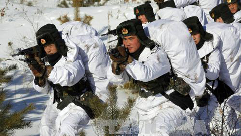 Binh sĩ quân đội Trung Quốc tham gia tập trận ở khu vực đông bắc tỉnh Hắc Long Giang. Ảnh: AFP/TTXVN