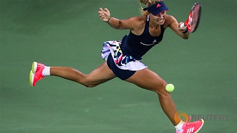 Tay vợt số một thế giới Angelique Kerber đã phải nói lời chia tay với giải quần vợt Vũ Hán mở rộng 2016. Ảnh: Reuters