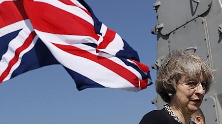 Thủ tướng Anh Theresa May tới thăm Manama, Bahrain, ngày 6-12. (Ảnh: Reuters)