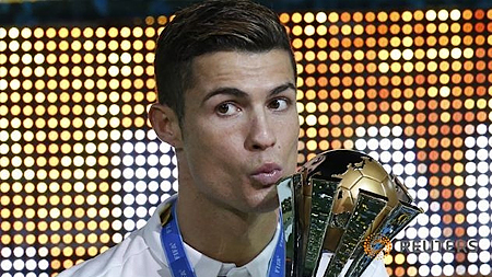 Ronaldo ăn mừng chức vô địch FIFA Club World Cup 2016. Ảnh: Reuters