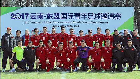 Đội hình U18 Việt Nam dự giải giao hữu quốc tế U19 ASEAN – Côn Minh 2017.