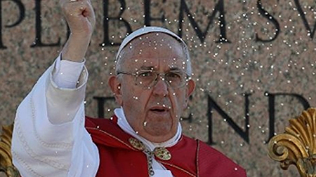 Giáo hoàng Francis trong lễ Chủ nhật Lễ lá, tại Vatican, ngày 9-4. (Ảnh: AP)