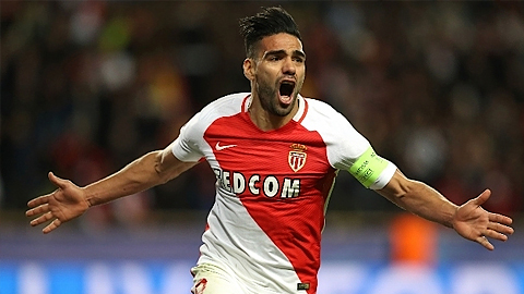 Tiền đạo đội trưởng Radamel Falcao của AS Monaco ăn mừng bàn thắng ghi được vào lưới Borussia Dortmund trong trận tứ kết lượt về Champions League, ngày 20-4. (Ảnh: Goal)