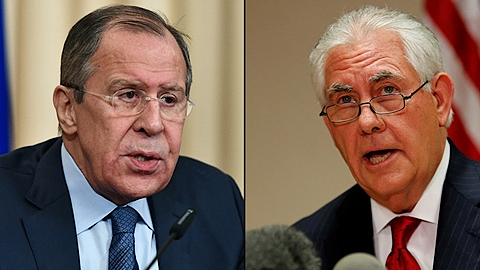  Ngoại trưởng Nga Sergei Lavrov (trái) và người đồng cấp Mỹ Rex Tillerson. Ảnh: Sputnik/Reuters.