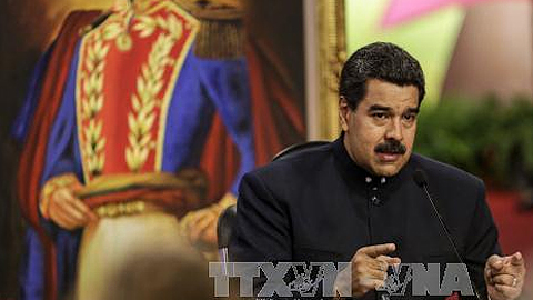 Tổng thống Venezuela Nicolas Maduro phát biểu trong cuộc họp báo ở Caracas. Ảnh: EPA/TTXVN