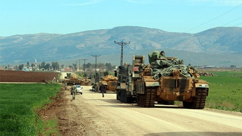 Các phương tiện quân sự được triển khai trong chiến dịch "Nhành ô-liu" của Thổ Nhĩ Kỳ.