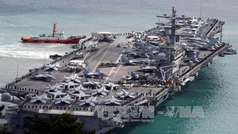 Tàu sân bay USS Ronald Reagan của Mỹ tại cảng Busan (Hàn Quốc) ngày 21/10/2017. Ảnh: AFP/TTXVN