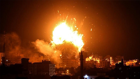 Đài truyền hình của Ha-mát ở Ga-da bị I-xra-en không kích.