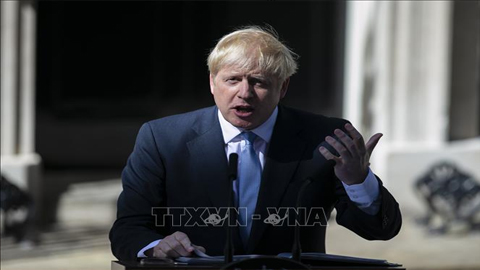 Thủ tướng Anh Boris Johnson phát biểu tại London ngày 24/7/2019. Ảnh: THX/ TTXVN