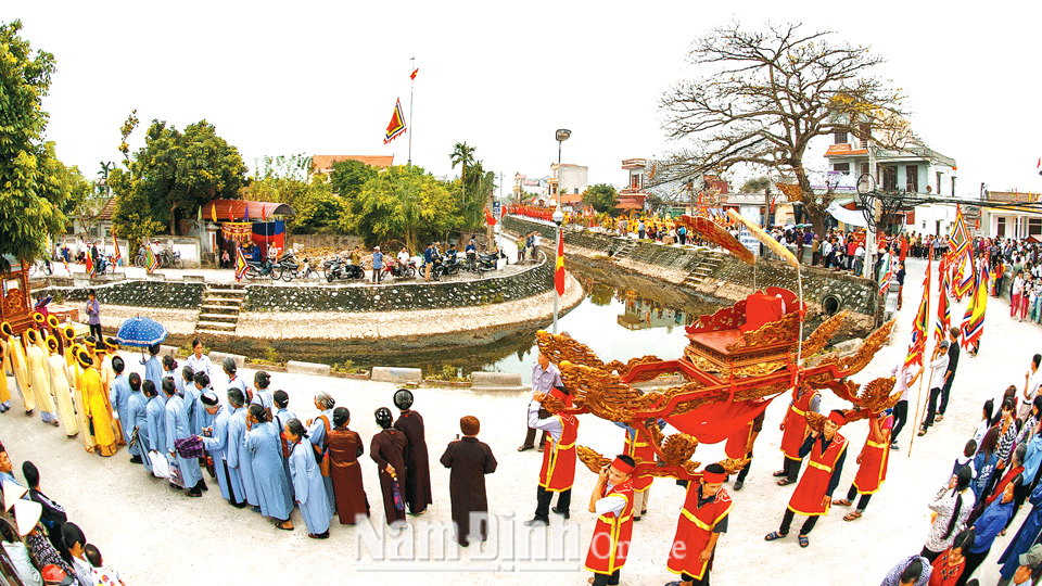 Hội làng xã Hải Anh (Hải Hậu). Ảnh: Đinh cường quang