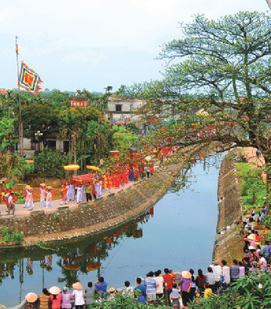 Hội làng. Ảnh: Trần Hưng