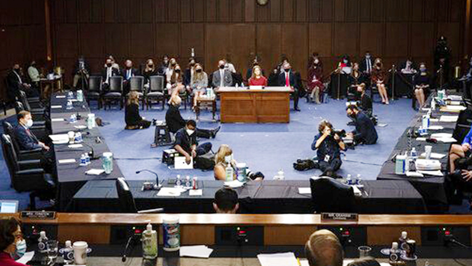 Phiên điều trần của Ủy ban Tư pháp Thượng viện Mỹ với ứng cử viên Thẩm phán Tòa án tối cao A.Ba-rét.