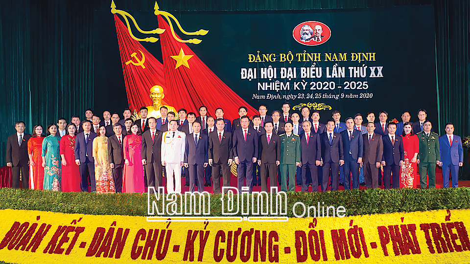 Ban Chấp hành Đảng bộ tỉnh khóa XX, nhiệm kỳ 2020-2025. Ảnh: Viết Dư