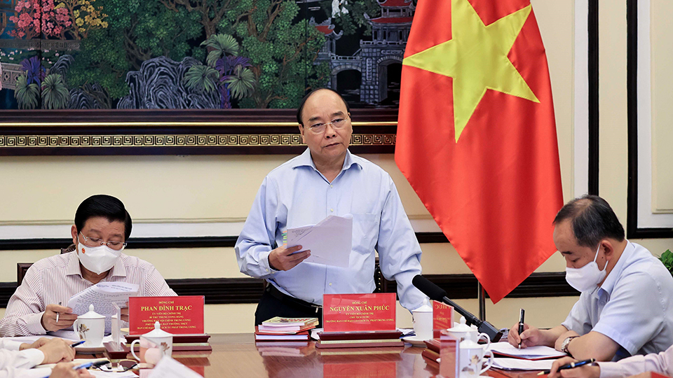 Chủ tịch nước Nguyễn Xuân Phúc, Trưởng Ban Cải cách Tư pháp Trung ương phát biểu.  Ảnh: Thống Nhất - TTXVN