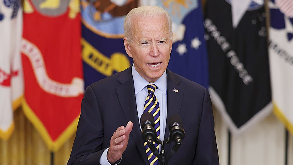 Tổng thống Biden phát biểu tại Nhà trắng, ngày 8/7. (Ảnh: Reuters)