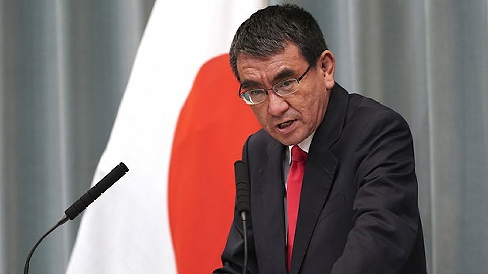 Bộ trưởng Cải cách hành chính Taro Kono hiện là ứng cử viên sáng giá nhất kế nhiệm Thủ tướng Suga Yoshihide. (Ảnh: TTXVN phát)
