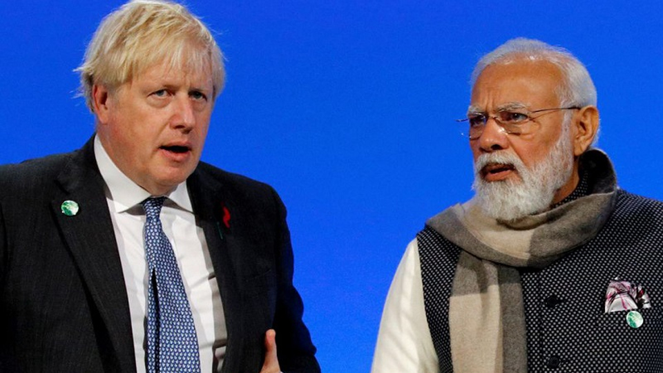 Thủ tướng Anh Boris Johnson và Thủ tướng Ấn Độ Narendra Modi tham dự một cuộc họp trong khuôn khổ Hội nghị thượng đỉnh Liên hợp quốc về biến đổi khí hậu (COP26) diễn ra tại Glasgow, Scotland, Vương quốc Anh ngày 2/11/2021. (Ảnh: Reuters)