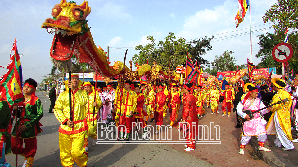 Lễ hội Khai ấn Đền Trần, phường Lộc Vượng (thành phố Nam Định) luôn thu hút du khách thập phương.