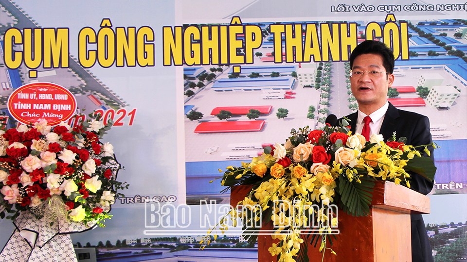 Đồng chí Trần Anh Dũng, Ủy viên Ban TVTU, Phó Chủ tịch Thường trực UBND tỉnh phát biểu tại lễ khởi công dự án.