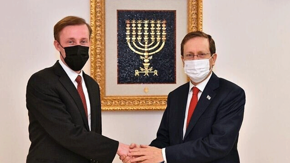 Cố vấn An ninh quốc gia Mỹ Jake Sullivan (trái) gặp Tổng thống Israel Isaac Herzog. (Nguồn: The Times of Israel)