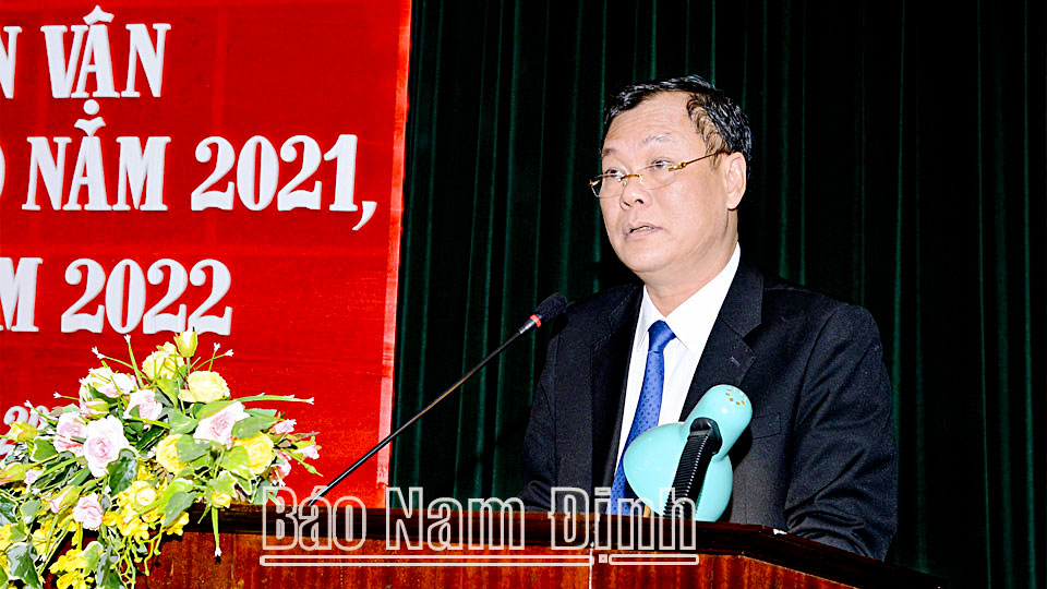 Đồng chí Phó Bí thư Thường trực Tỉnh ủy Lê Quốc Chỉnh phát biểu chỉ đạo tại hội nghị.