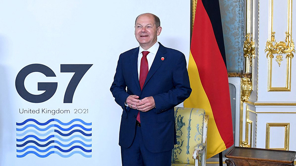 Ông Olaf Scholz tham dự một hội nghị của G9 tại Anh, năm 2021. (Ảnh: Reuters)