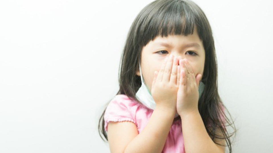 Ho là một triệu chứng thường gặp ở trẻ em với nhiều nguyên nhân khác nhau.