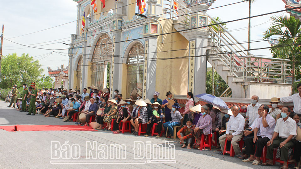 Nhân dân huyện Ý Yên dự lễ triển khai thi công xây dựng cầu Bến Mới