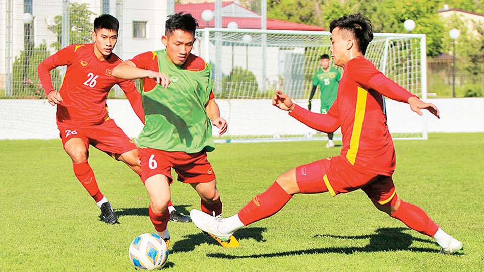 U23 Việt Nam tập luyện trước trận đấu. (Ảnh VFF)