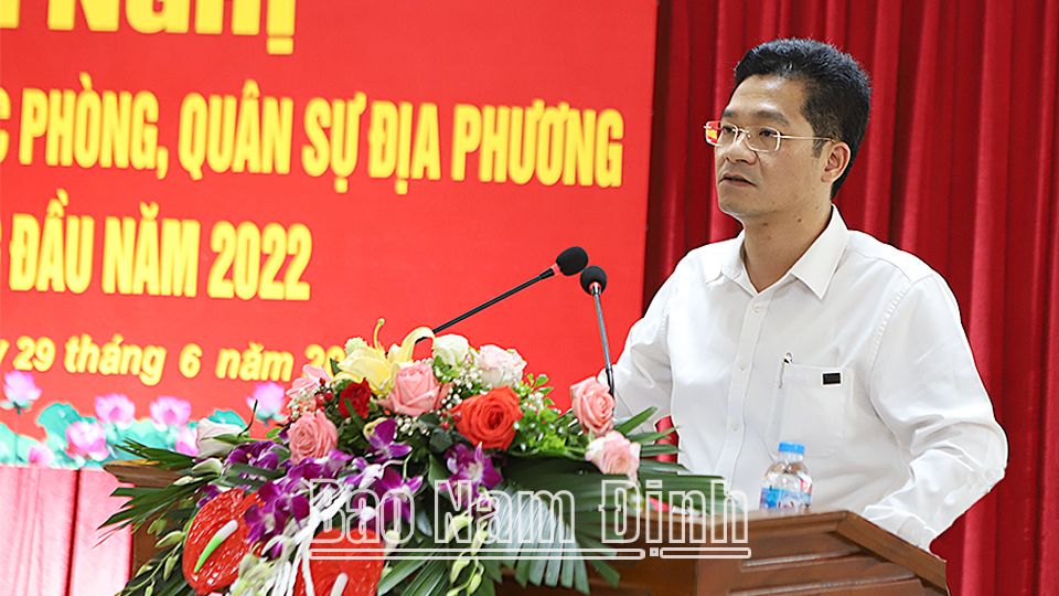 Đồng chí Trần Anh Dũng, Ủy viên Ban TVTU, Phó Chủ tịch Thường trực UBND tỉnh phát biểu chỉ đạo tại hội nghị.