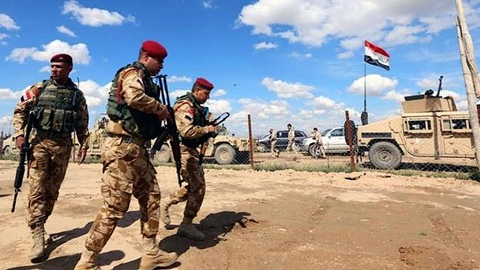 Binh sỹ Iraq làm nhiệm vụ tại khu vực biên giới với Thổ Nhĩ Kỳ. (Ảnh: AFP) 